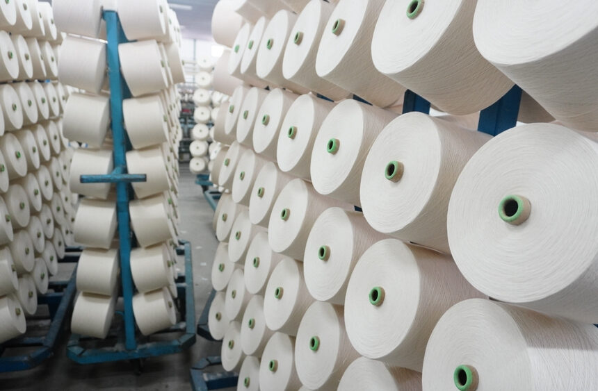 What Are the Advantages of Using Polyester Yarn in Textile Manufacturing?